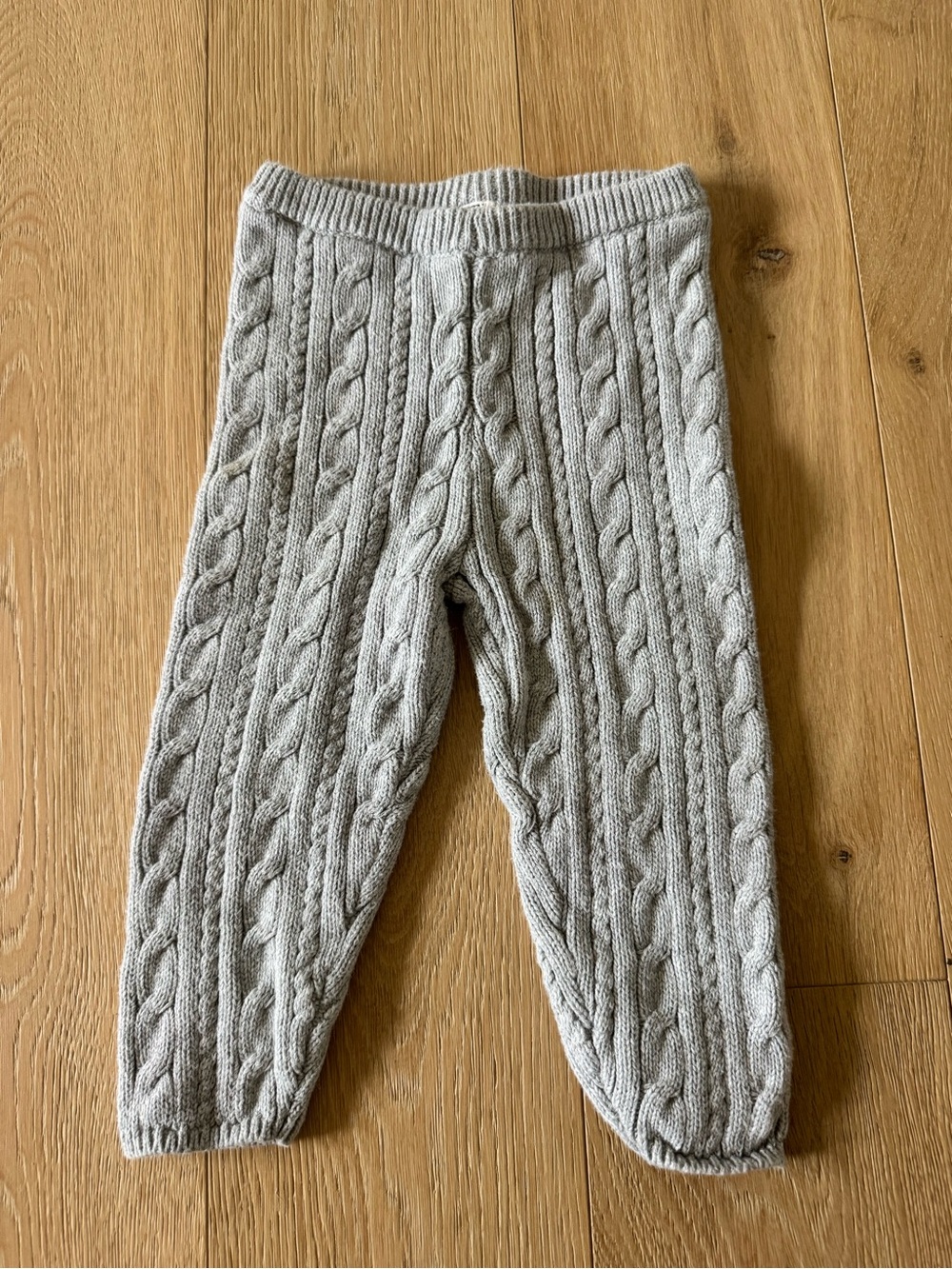Chunky Knit Cable Baby/Toddler Bottoms - Light Gray
